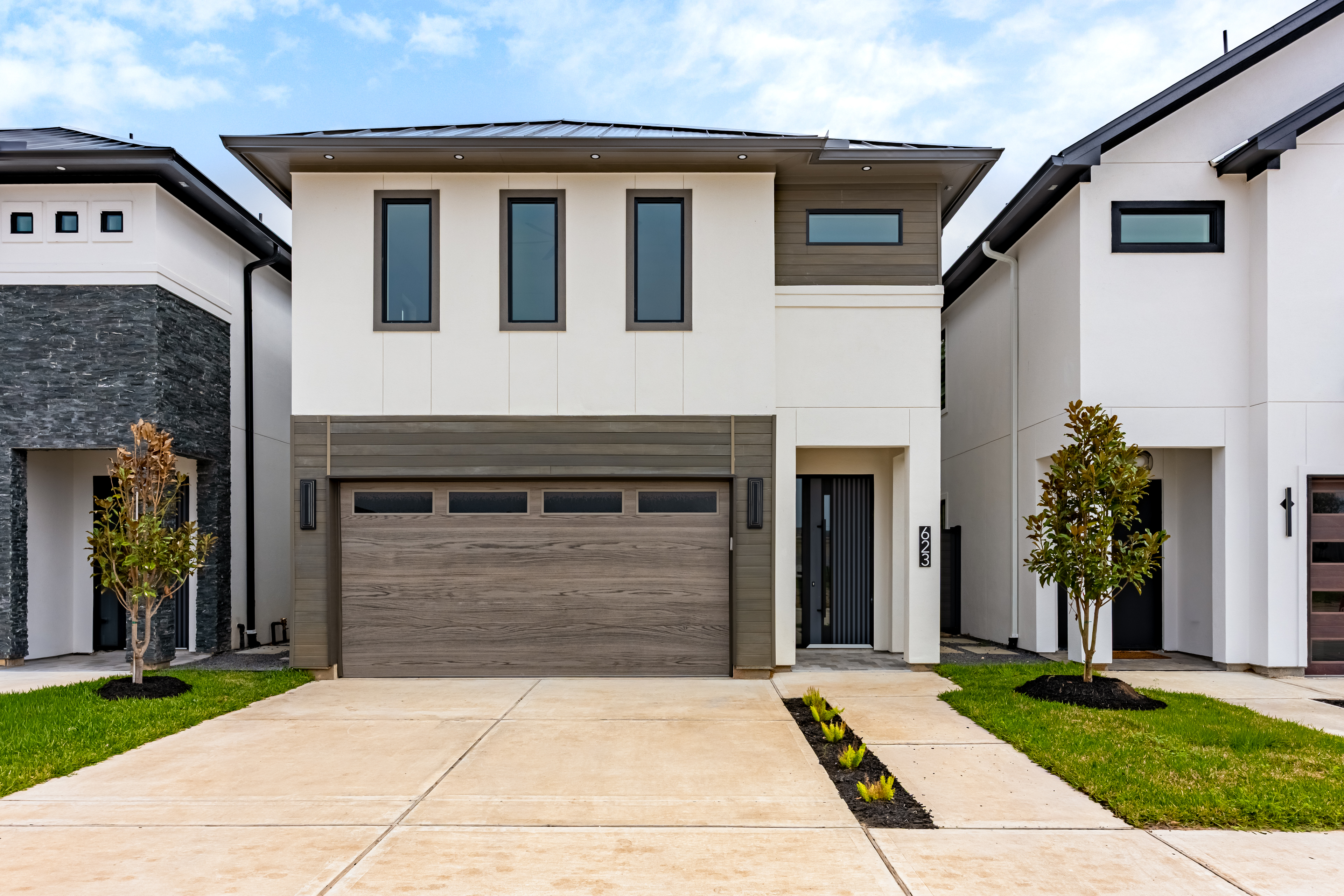 Rolling Oaks community
